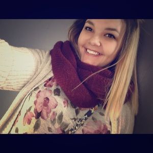 Meet your Posher, Skylar